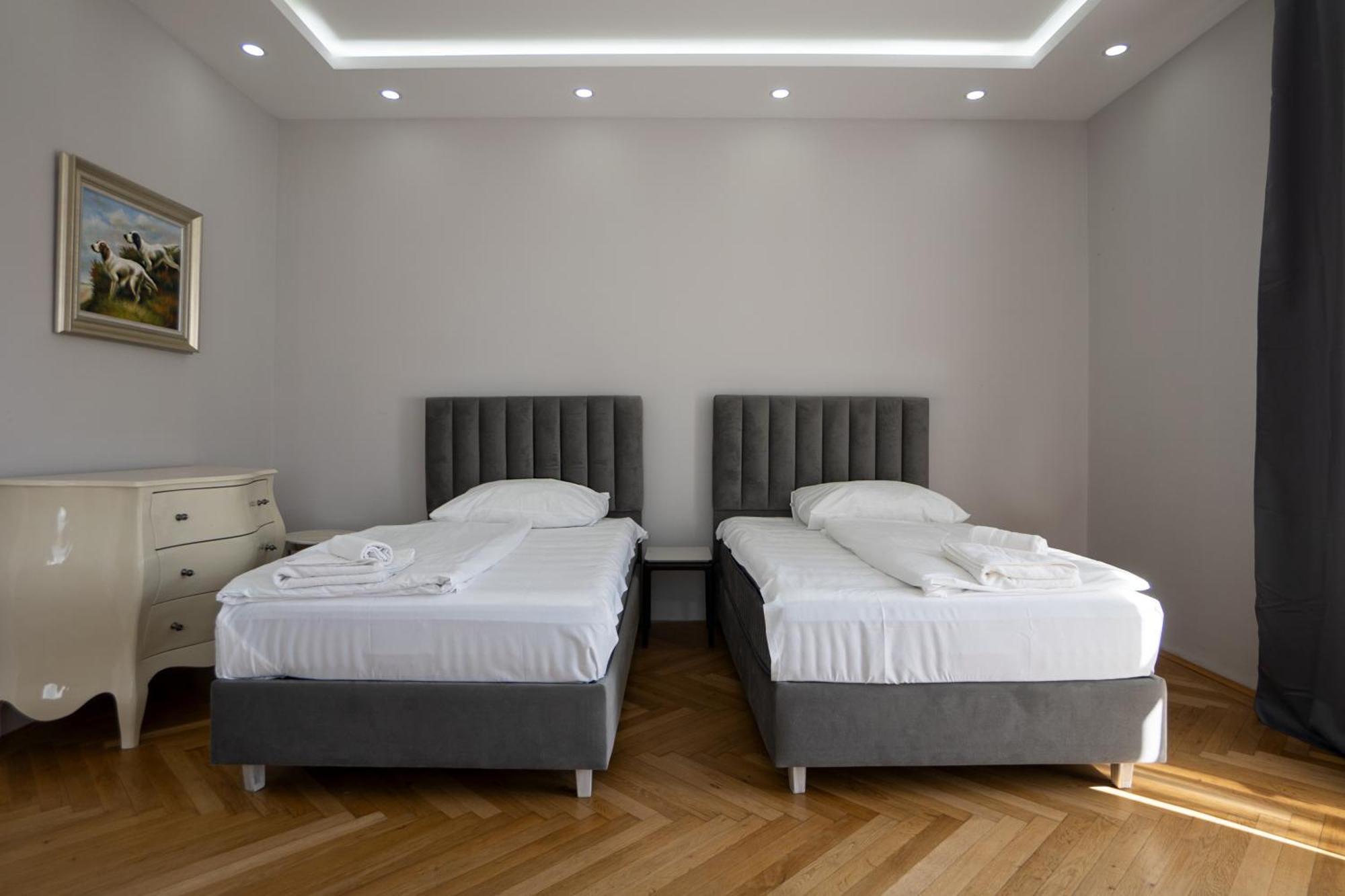 Charming 2-Room Apartment With Balcony, 15 Min To Center Вена Экстерьер фото