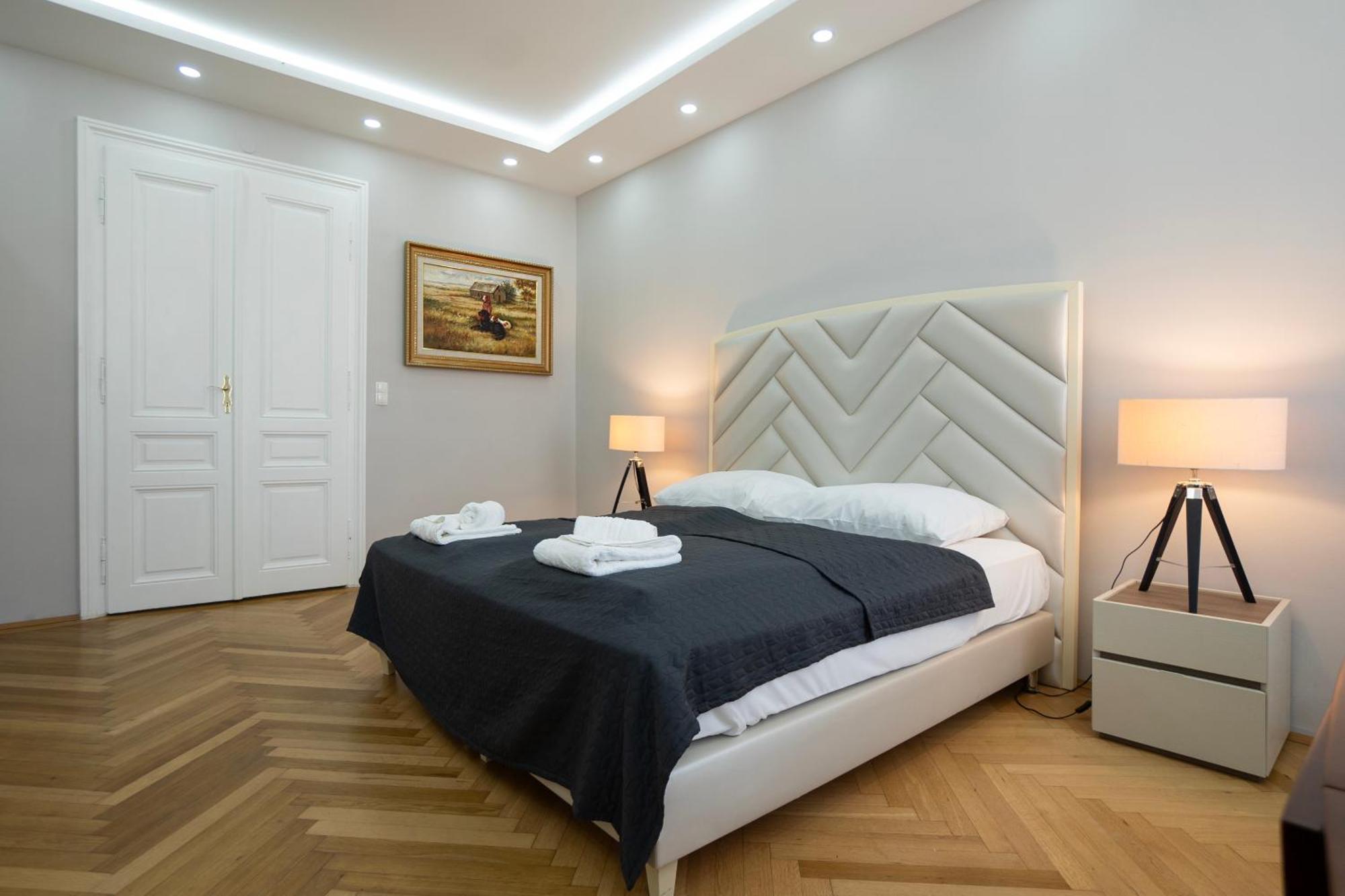 Charming 2-Room Apartment With Balcony, 15 Min To Center Вена Экстерьер фото